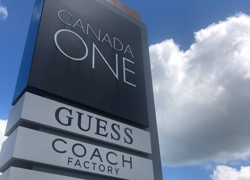 Canada One Outlet Mall Lundy's Lane Niagara Falls